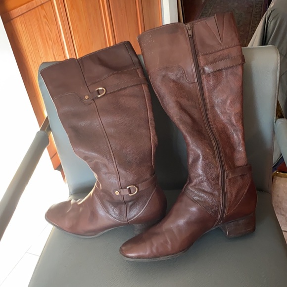 Joan & David tall boots - Picture 10 of 11